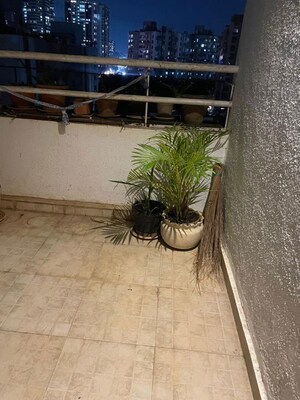 2 BHK Apartment For Rent in Miracle Mark, Wakad