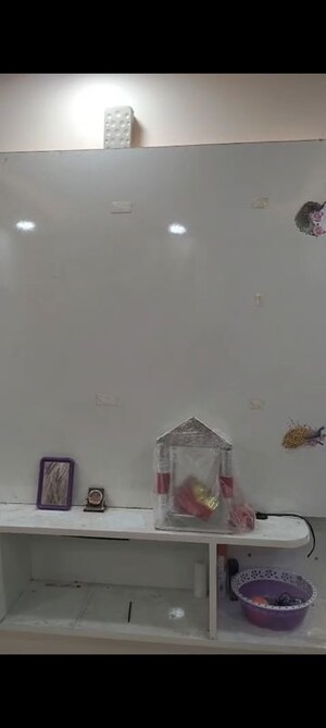 Furnished Amenities in 2 BHK Builder Floor at Govindpuri – for Rent