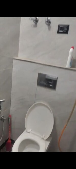 Furnished Amenities in 2 BHK Builder Floor at Govindpuri – for Rent