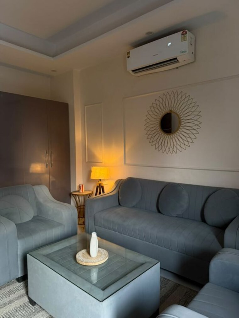Common Area, sector 42 1 Bedroom 200 Sq.Yd. Builder Floor In Sector 42 Gurgaon 10712901