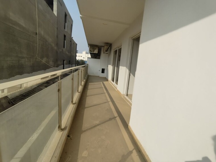 Balcony, ss-linden 4 Bedroom 2741 Sq.Ft. Apartment In Sector 84 Gurgaon 10712918
