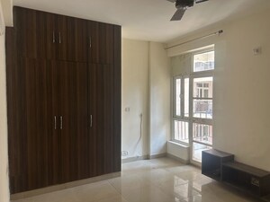Room in 3 BHK Apartment at Ushay Towers, Kundli – for Rent