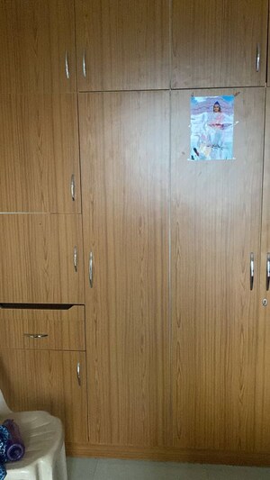 Room in 1 BHK Apartment at R Tech Capital Greens, Uit Sector 9 – for Sale