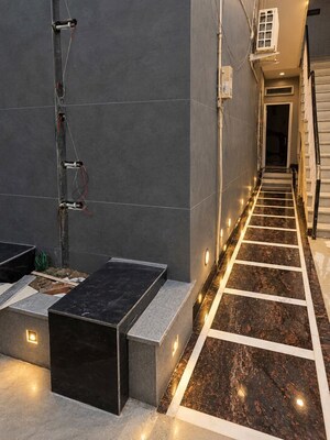  4 BHK Apartment at Vasant Kunj – for Sale