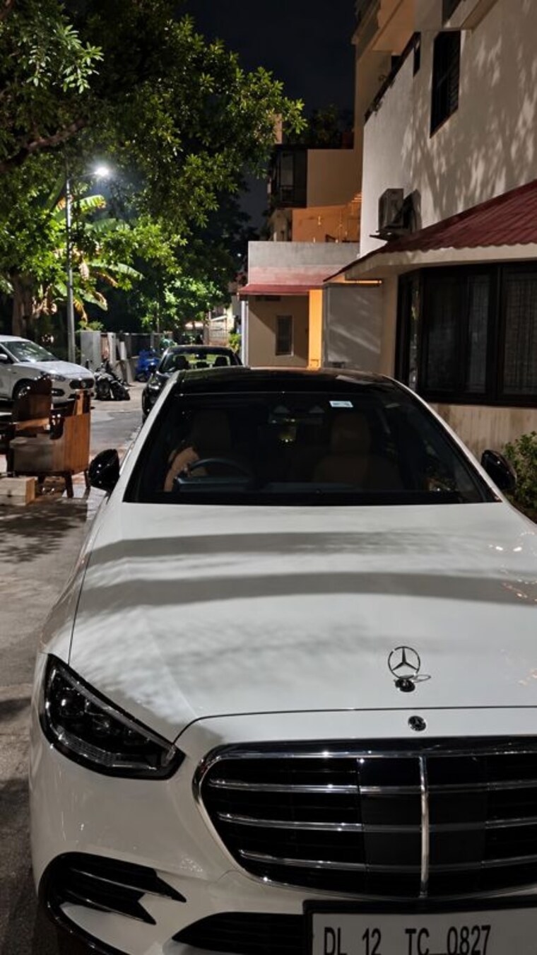  Parking, vasant kunj 4 Bedroom 3200 Sq.Ft. Apartment In Vasant Kunj Delhi 10712931