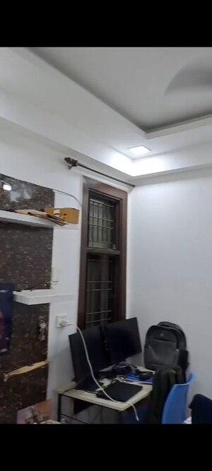 Furnished Amenities in 2 BHK Builder Floor at Mahavir Enclave 1 – for Sale