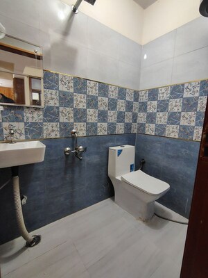 Attached Bathroom in 4 BHK Villa at Sector 27 Yamuna Expressway – for Rent