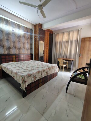 Bedroom in 4 BHK Villa at Sector 27 Yamuna Expressway – for Rent