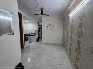 Room in 4 BHK Villa at Sector 27 Yamuna Expressway – for Rent