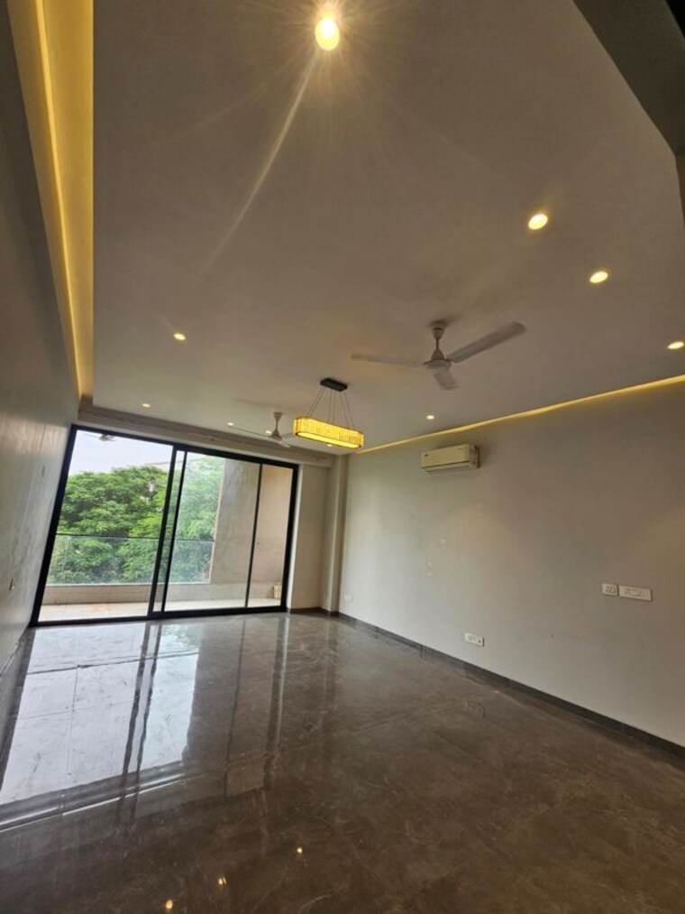 Room, emaar-mgf-emerald-hills 3 Bedroom 360 Sq.Ft. Builder Floor In Sector 65 Gurgaon 10712948