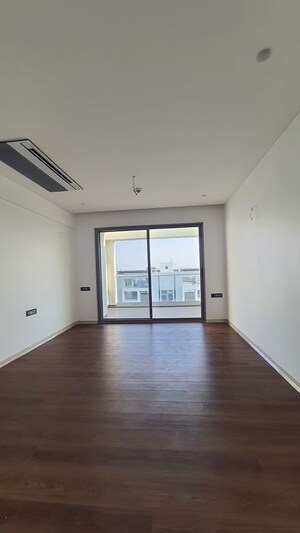 Room in 4 BHK Apartment at Kasturi Epitome, Wakad – for Sale