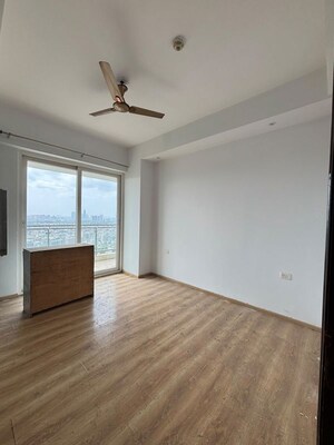Room in 3 BHK Apartment at Mahagun Mezzaria, Sector 78 – for Rent