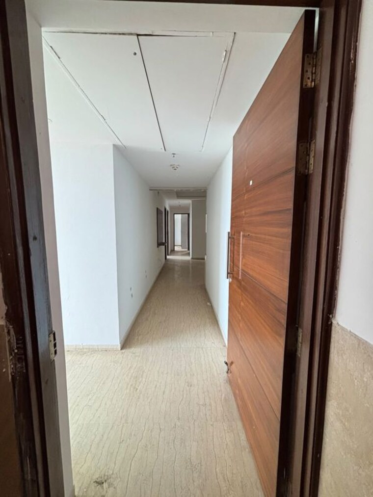 undefined, mahagun-mezzaria 3 Bedroom 2500 Sq.Ft. Apartment In Sector 78 Noida 10712962
