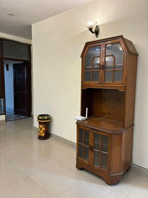 Furnished Amenities in 1 BHK Builder Floor at Greater Kailash I – for Rent