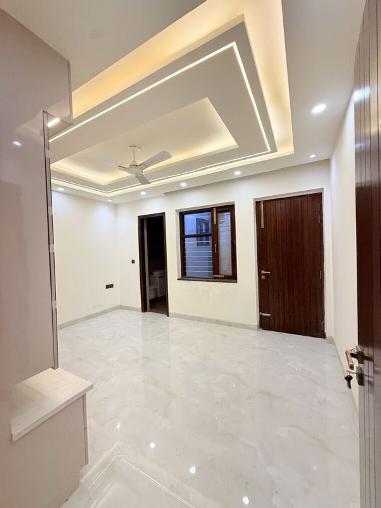 undefined, sector 100 3 Bedroom 2152 Sq.Ft. Builder Floor In Sector 100 Noida 10712953
