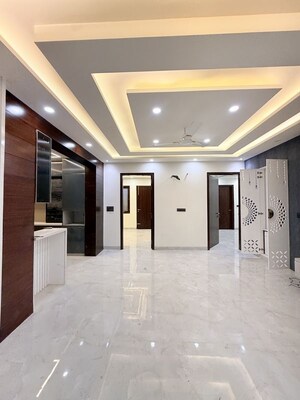 Kitchen in 3 BHK Builder Floor at Sector 100 – for Rent
