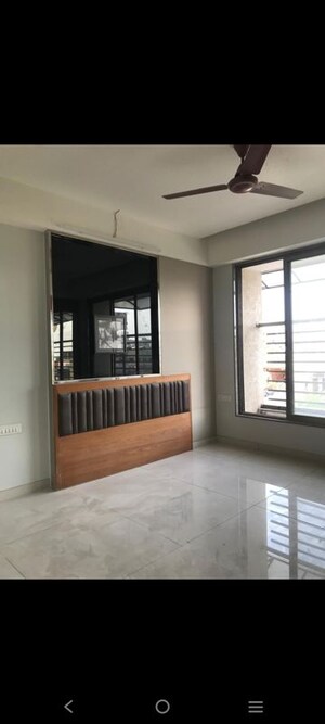 Room in 2 BHK Apartment at Shakti 140, Thaltej – for Rent