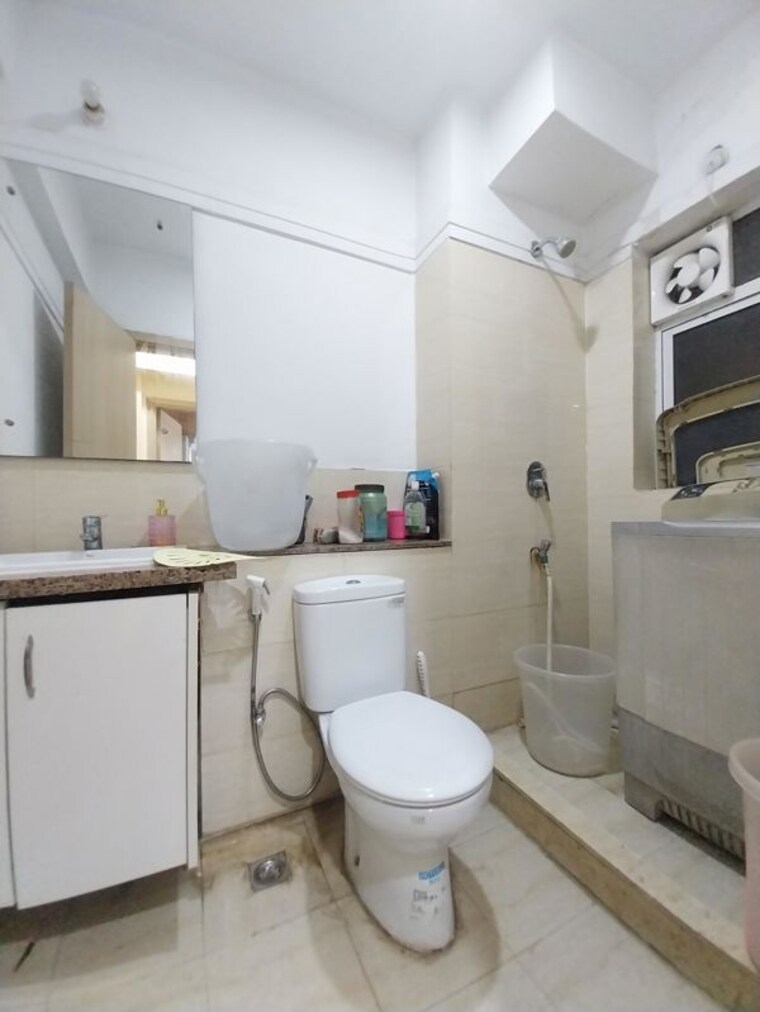 Team Area, sector 23 4 Bedroom 2200 Sq.Ft. Builder Floor In Sector 23 Gurgaon 10713030