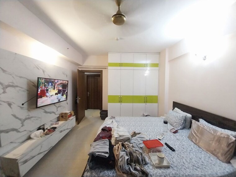 Living Room, sector 23 4 Bedroom 2200 Sq.Ft. Builder Floor In Sector 23 Gurgaon 10713030