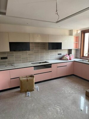 Kitchen in 3 BHK Apartment at BPTP Amstoria, Sector 102 – for Sale
