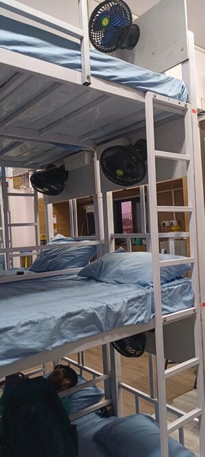 Room in  Pg at Kalyan – for Rent