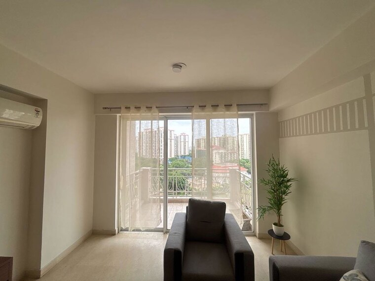 Living Room, sector 21 3 Bedroom 1500 Sq.Ft. Builder Floor In Sector 21 Gurgaon 10713057
