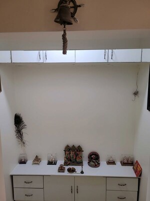 Furnished Amenities in 4 BHK Builder Floor at Sector 23a – for Rent