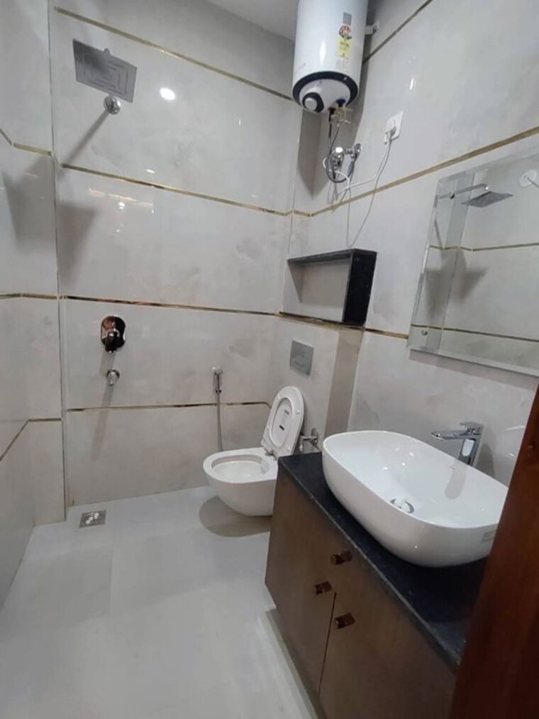 Bathroom, conscient-habitat-102 3 Bedroom 745 Sq.Ft. Apartment In Sector 102 Gurgaon 10713080