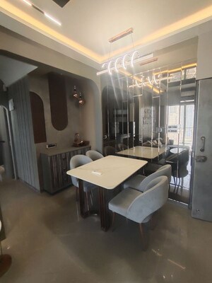 Team Area in 1 BHK Apartment at Shanti Tower Prabhadevi, Prabhadevi – for Sale