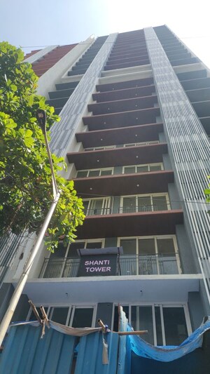 Balcony in 1 BHK Apartment at Shanti Tower Prabhadevi, Prabhadevi – for Sale