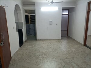 Room in 3 BHK Apartment at Sector 19 Dwarka – for Rent