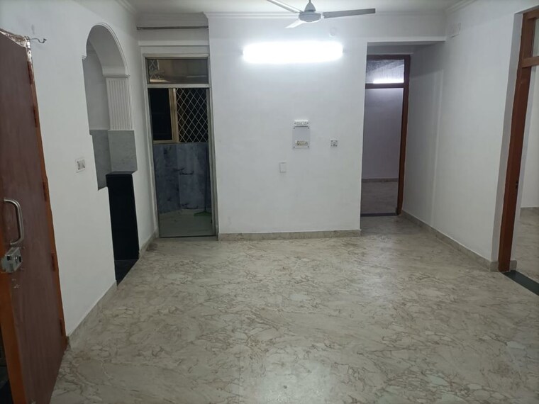 Room, sector 19 dwarka 3 Bedroom 1500 Sq.Ft. Apartment In Sector 19 Dwarka Delhi 10713103