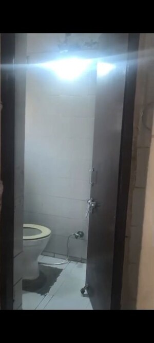 Bathroom in 1 BHK Apartment at Sector 4 – for Rent