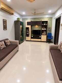 2 BHK Apartment For Rent in Borivali West