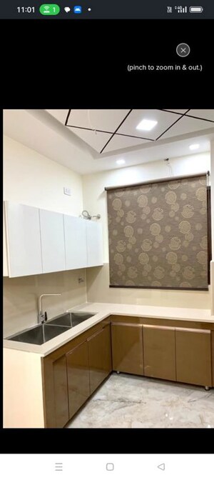 Team Area in 3 BHK Builder Floor at Sector 16 – for Rent