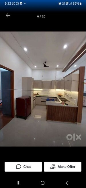 Bedroom in 4 BHK Apartment at Sector 14 – for Rent