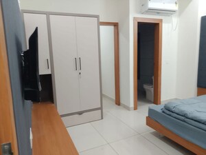 Building Lobby in 1 RK Pg at Model Town – for Rent