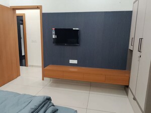 Bathroom in 1 RK Pg at Model Town – for Rent