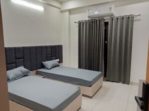 Team Area in 1 RK Pg at Model Town – for Rent