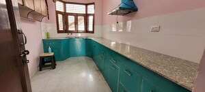 2 BHK Independent House For Rent in Sector 13