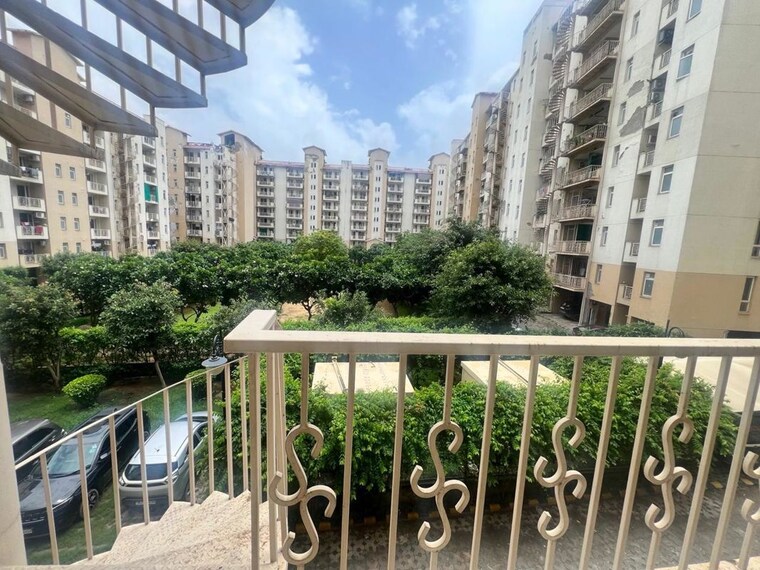 Balcony, emaar-palm-hills 4 Bedroom 1950 Sq.Ft. Apartment In Sector 77 Gurgaon 10713109