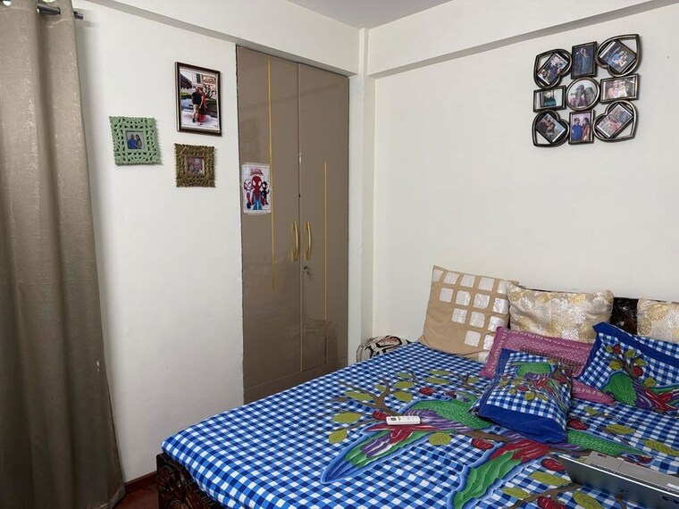 Bedroom, sector 23a 2 Bedroom 950 Sq.Ft. Builder Floor In Sector 23a Gurgaon 10713128