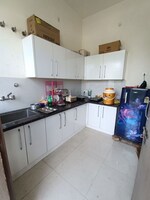 1 BHK 250  Independent House in Sector 15A
