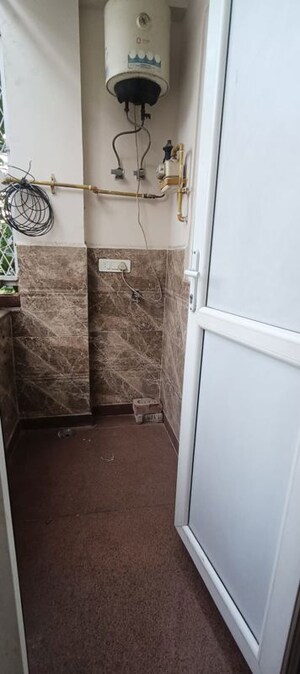 Furnished Amenities in 2 BHK Builder Floor at Sector 19 Dwarka – for Rent