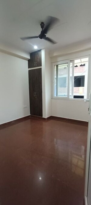 Room in 2 BHK Builder Floor at Sector 19 Dwarka – for Rent