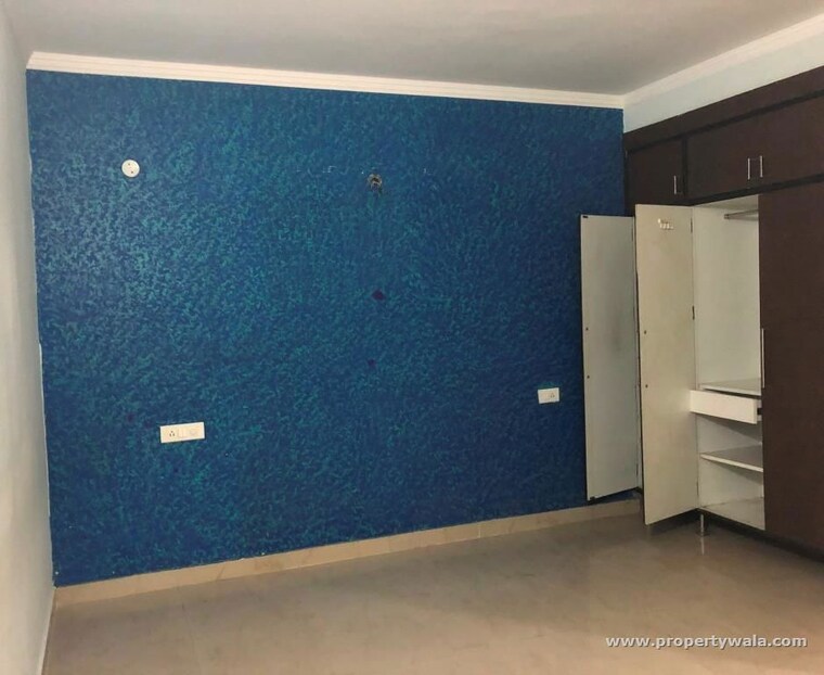 Room, nagla road 3 Bedroom 1305 Sq.Ft. Apartment In Nagla Road Zirakpur 10713151
