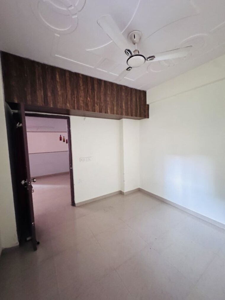 Room, sector 22 2 Bedroom 1200 Sq.Ft. Builder Floor In Sector 22 Gurgaon 10713157