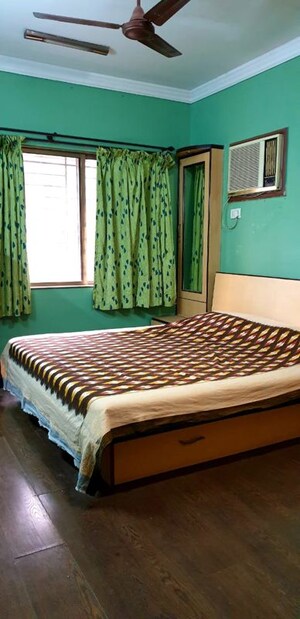 Bedroom in 2 BHK Apartment at Chintan CHS, Goregaon East – for Rent