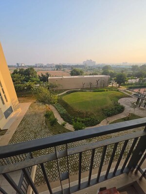 2 BHK Apartment – Exterior View View at Sector 33 - for Rent