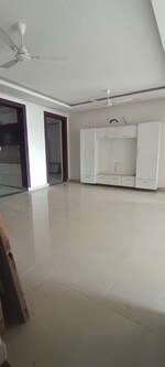 3 BHK +  250 Sq.Yd. Builder Floor in Parklands